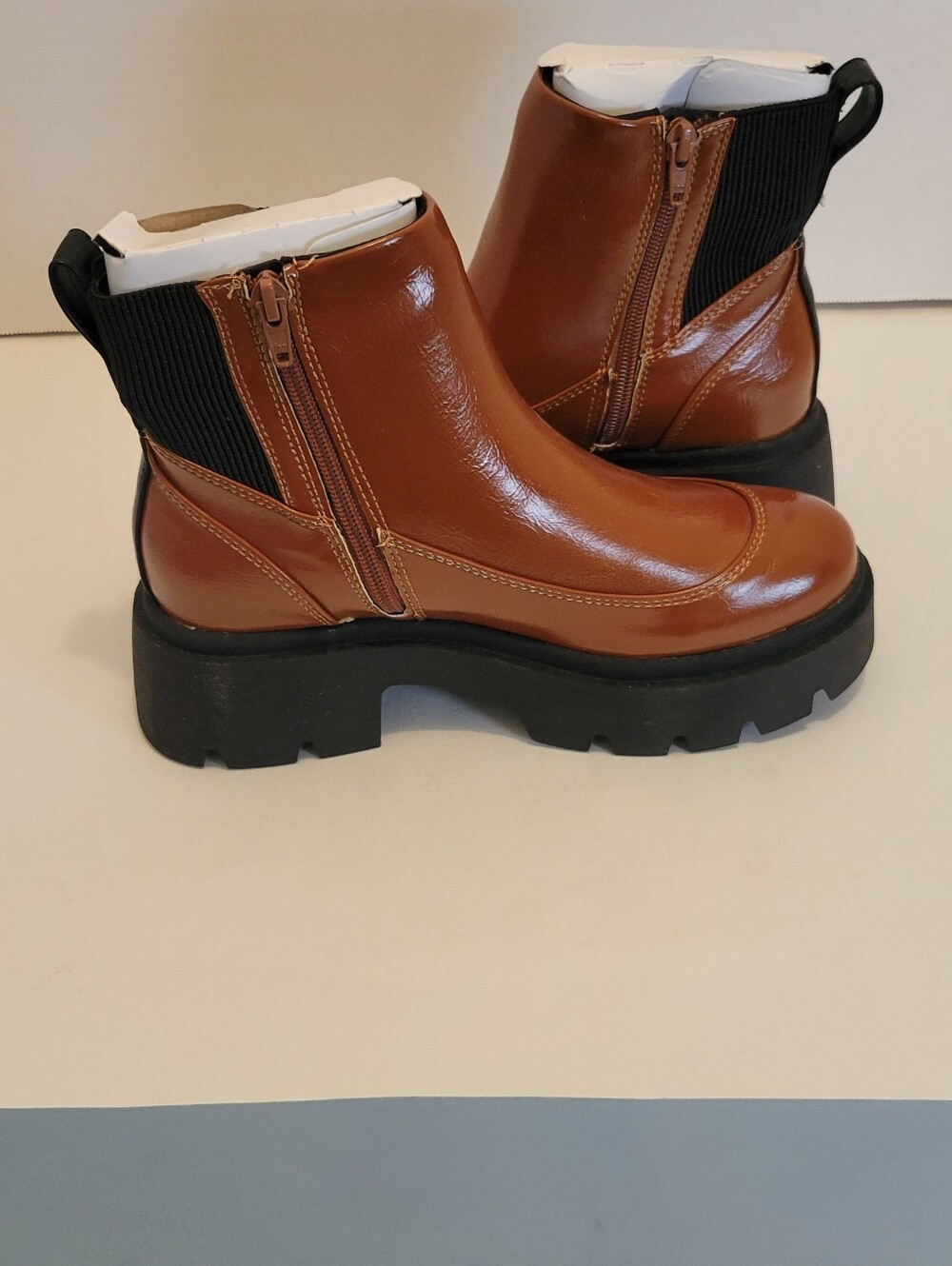 Portland Boot Company Lug Sole Chelsea Ankle Boots Mocha Brown NIB Women's Sz 6 - Picture 8 of 14